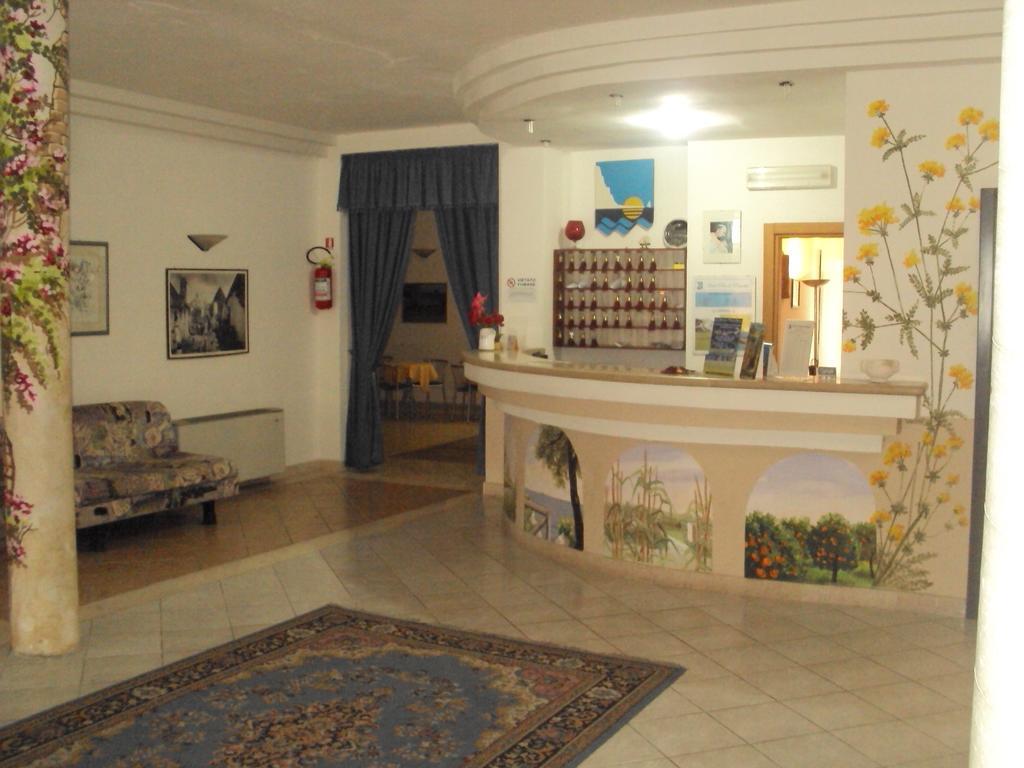 Hotel Piccolo Paradiso Di Роді-Гарганіко Екстер'єр фото