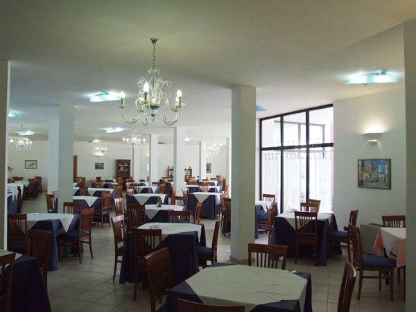 Hotel Piccolo Paradiso Di Роді-Гарганіко Екстер'єр фото