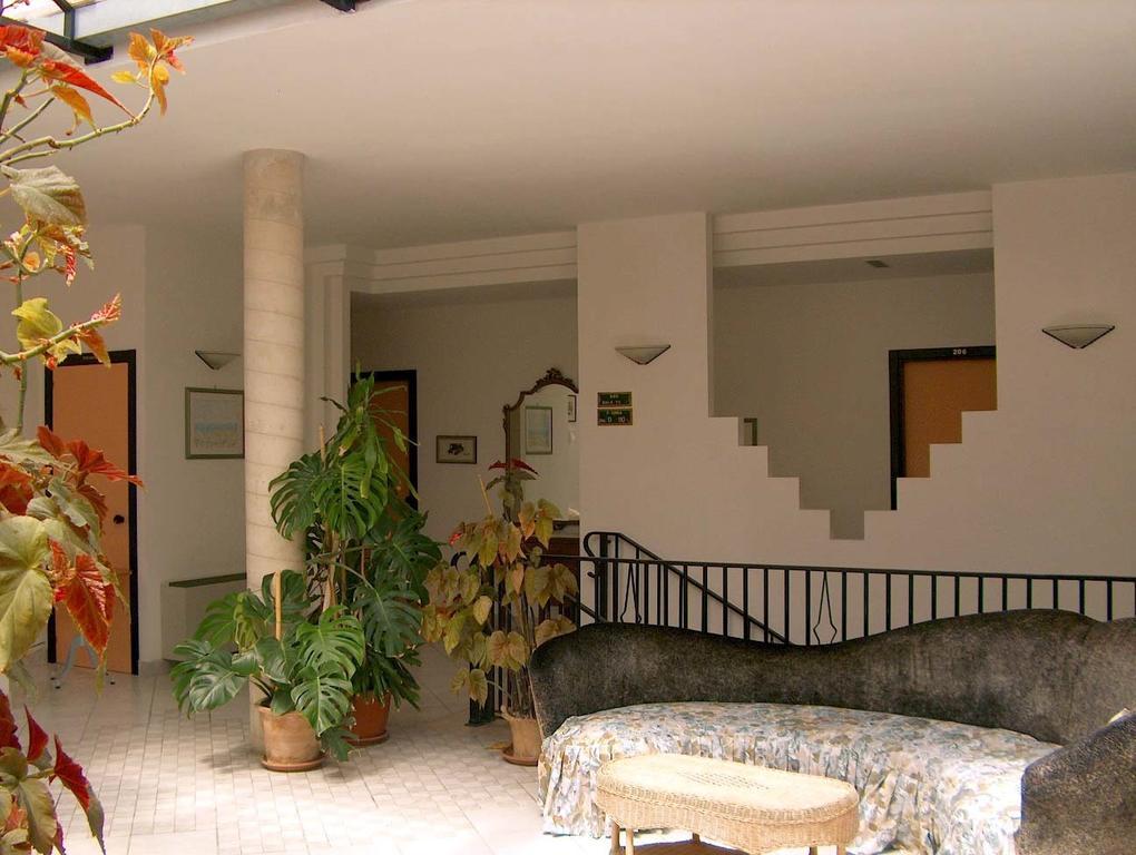 Hotel Piccolo Paradiso Di Роді-Гарганіко Екстер'єр фото
