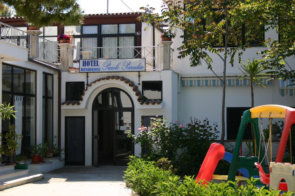 Hotel Piccolo Paradiso Di Роді-Гарганіко Екстер'єр фото